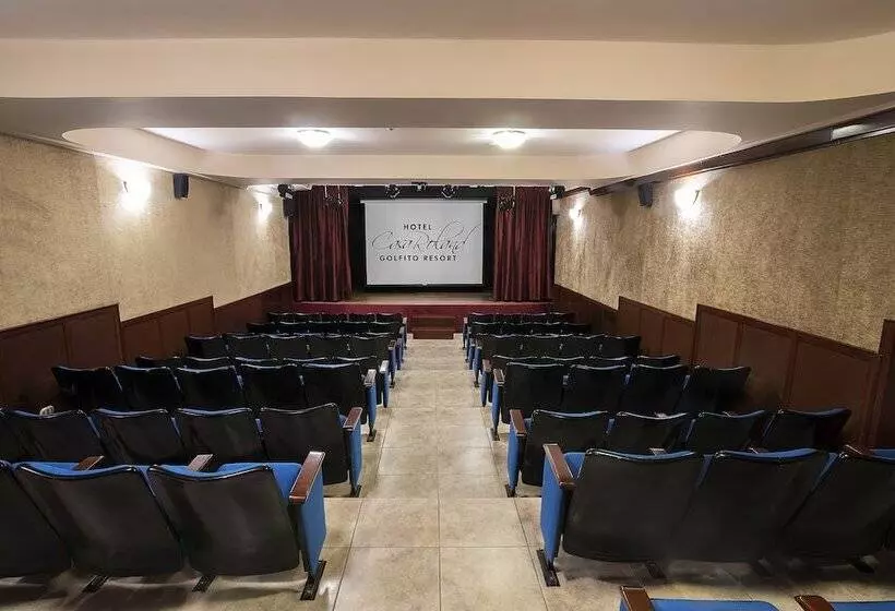 هتل Casa Roland Golfito Resort