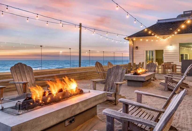 Elizabeth Oceanfront Suites, Ascend Hotel Collection