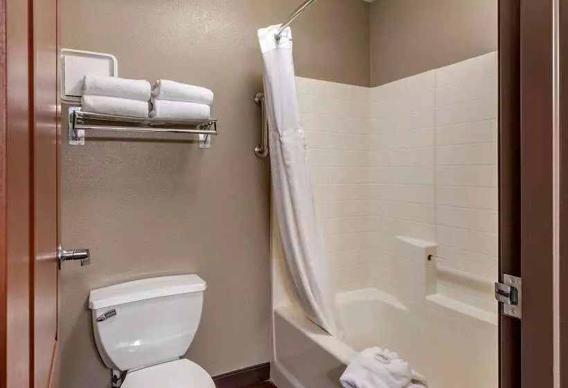 Elizabeth Oceanfront Suites, Ascend Hotel Collection