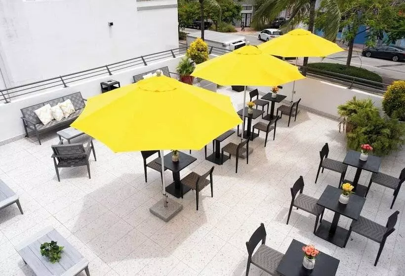 Szálloda The Cove By Renzzi