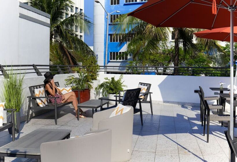 호텔 The Cove By Renzzi