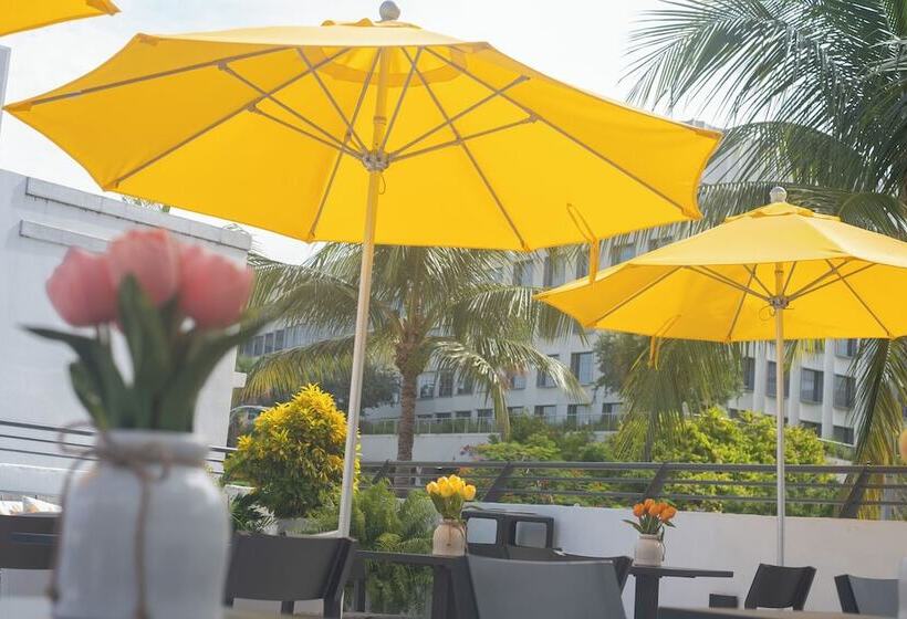 호텔 The Cove By Renzzi