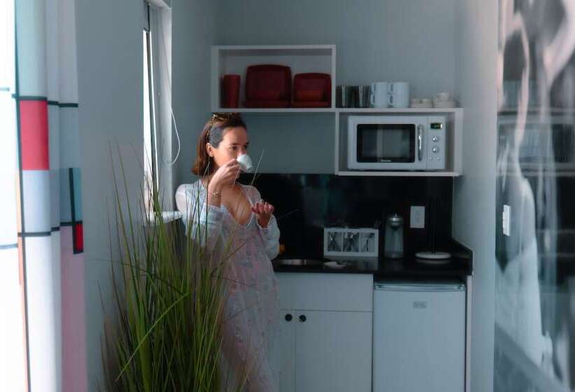 호텔 The Cove By Renzzi