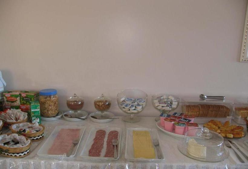 ホテル Guanumbís