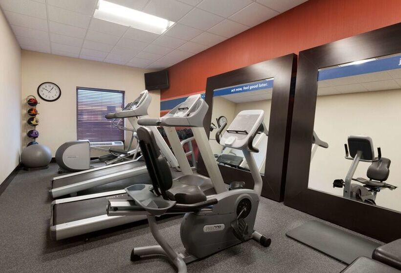 בית מלון כפרי Hampton Inn & Suites Birmingham East Irondale