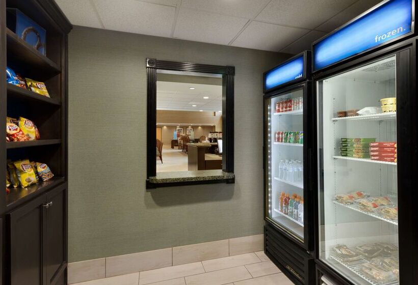 בית מלון כפרי Hampton Inn & Suites Birmingham East Irondale