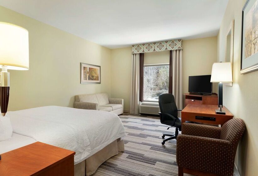 בית מלון כפרי Hampton Inn & Suites Birmingham East Irondale