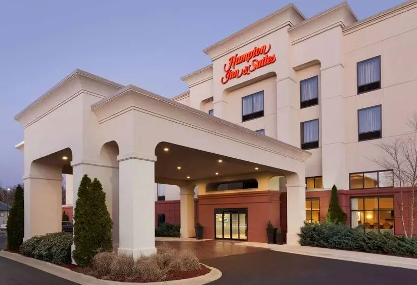 هتل Hampton Inn & Suites Birmingham East Irondale