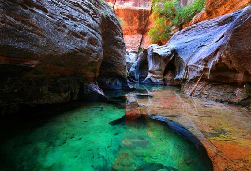 هتل Holiday Inn Express & Suites Kanab, An Ihg