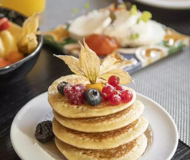 Hotel Sana Silver Coast