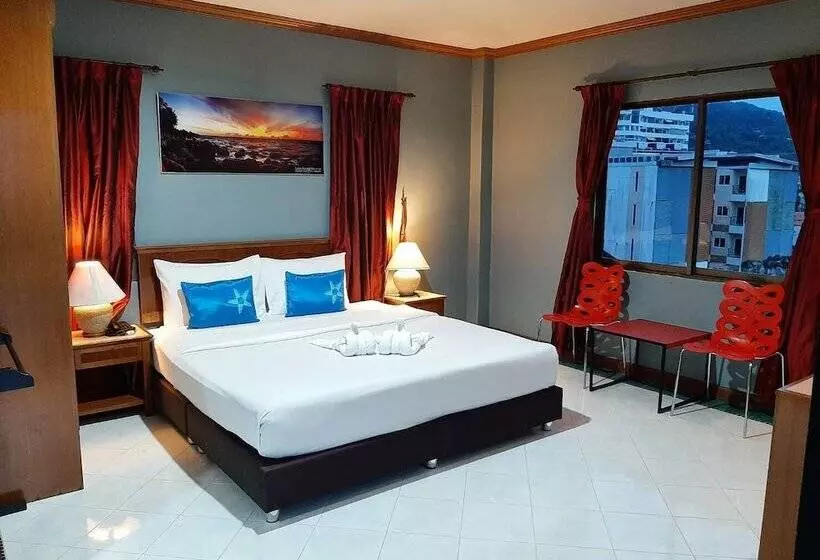 Sea Front Home Hotel   Patong Beach