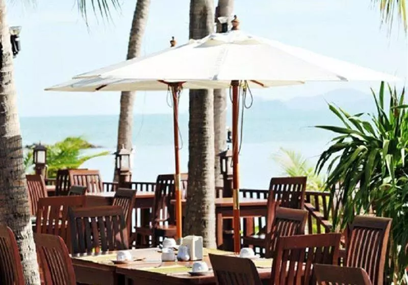 Tongson Bay Villas