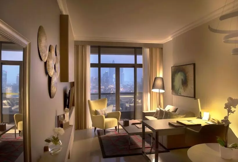 Two Seasons Hotel & Apartments