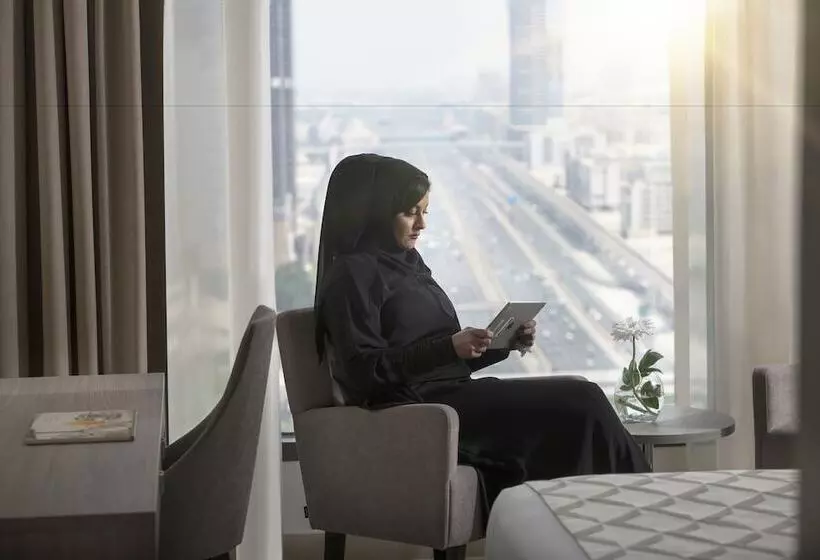 Two Seasons Hotel & Apartments