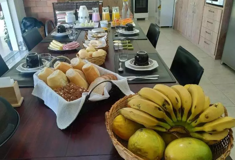 Aamiaismajoitus (B&B) Pousada Sítio Vale Das Olivas