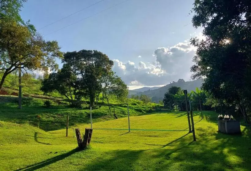 Aamiaismajoitus (B&B) Pousada Sítio Vale Das Olivas