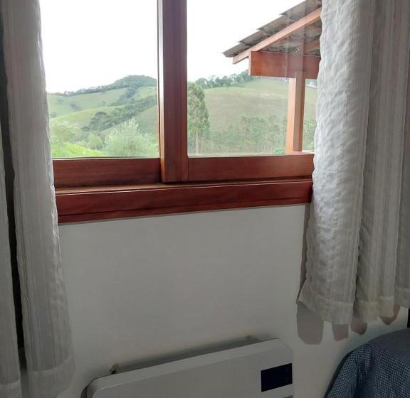 ベッドアンドブレックファースト Pousada Sítio Vale Das Olivas