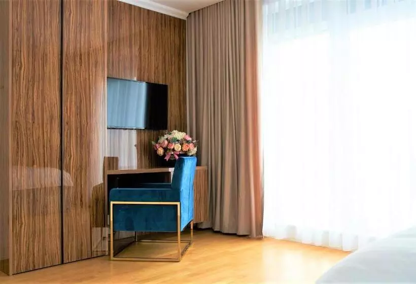 Hotel Glory
