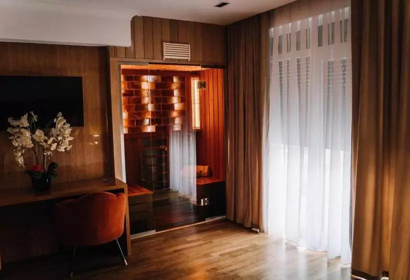 Hotel Glory