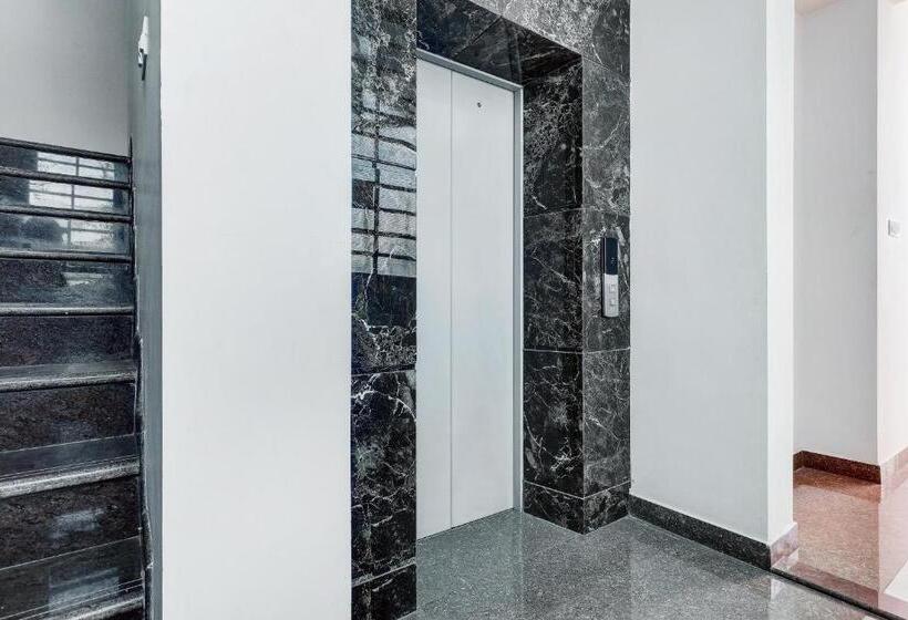 Hotel Oyo 82409 Madurai Meenatchi Tower