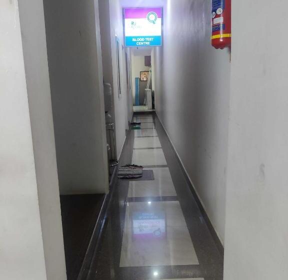 Hotel Oyo 82409 Madurai Meenatchi Tower