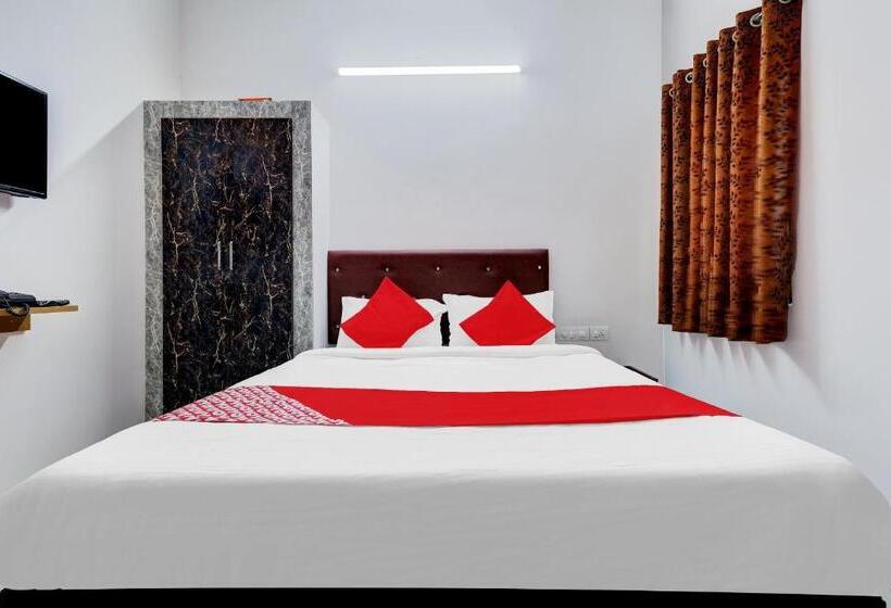 Hotel Oyo 82409 Madurai Meenatchi Tower