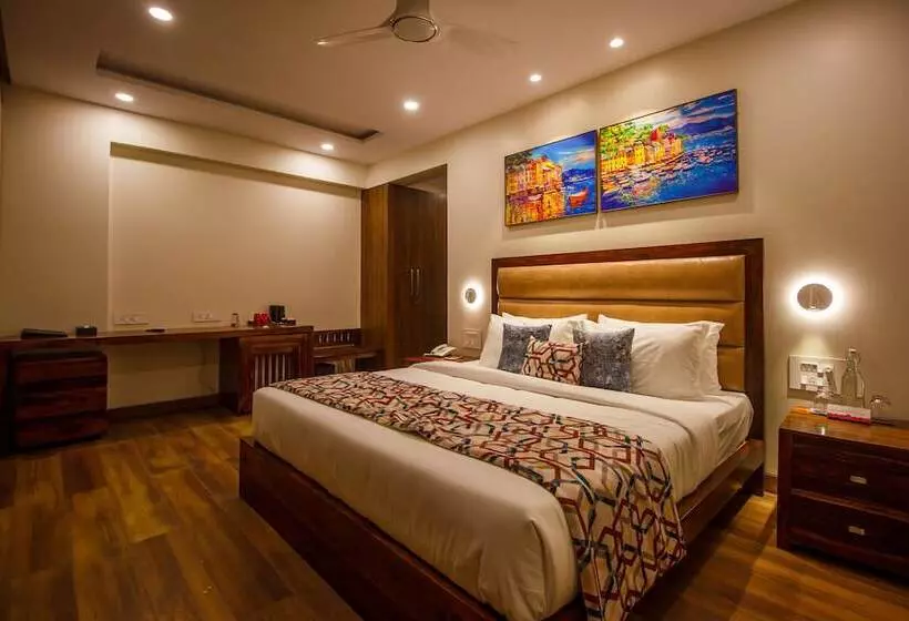 Hotelli Rosastays North Goa Rosa Kuber Mandovi