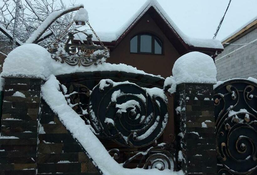 Schronisko у гуцула