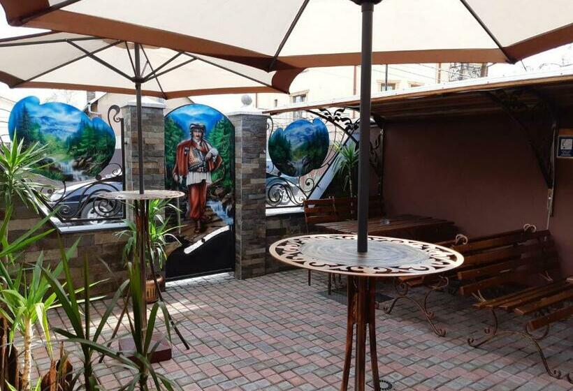 Schronisko у гуцула