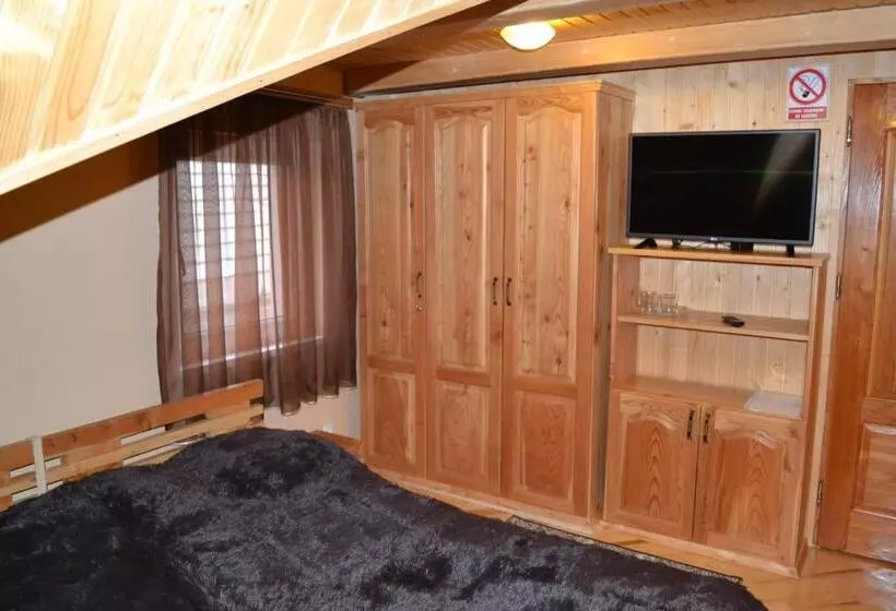 Retkeilymaja у гуцула