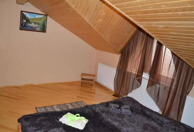 Retkeilymaja у гуцула