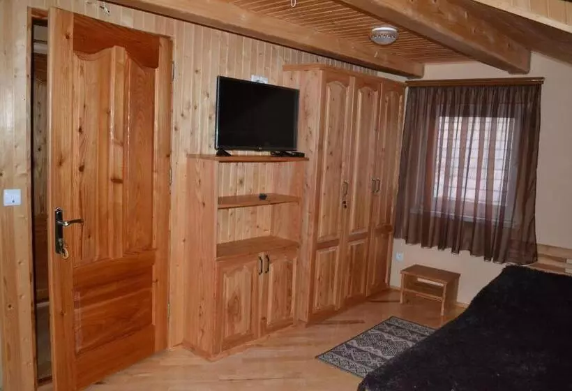 Retkeilymaja у гуцула