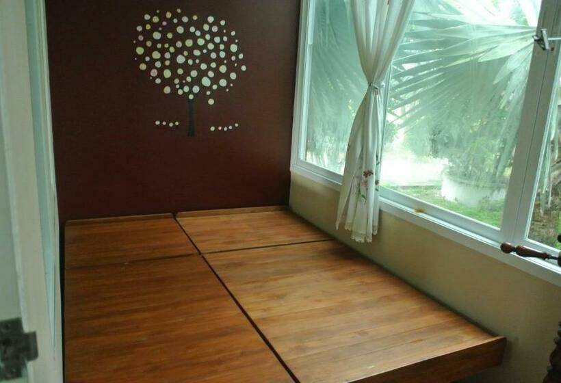 Baan Suan Resort Juree Punsuk