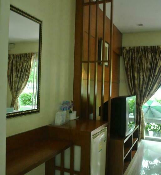 Baan Suan Resort Juree Punsuk