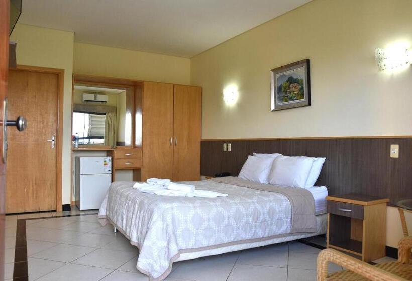 هتل Arthur Shambala