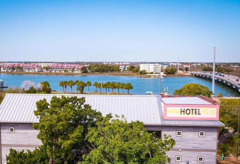 호텔 Folly With Marsh And Sunset Views