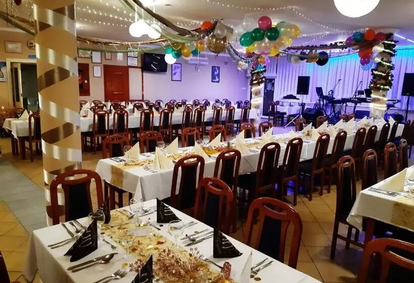 ホテル Imperial Gyogyszallo Es Gyogyfurdo