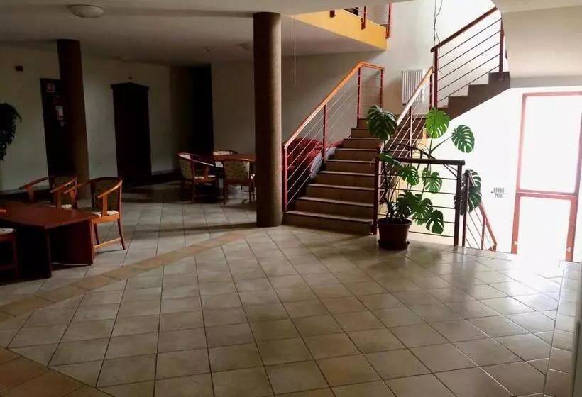 ホテル Imperial Gyogyszallo Es Gyogyfurdo