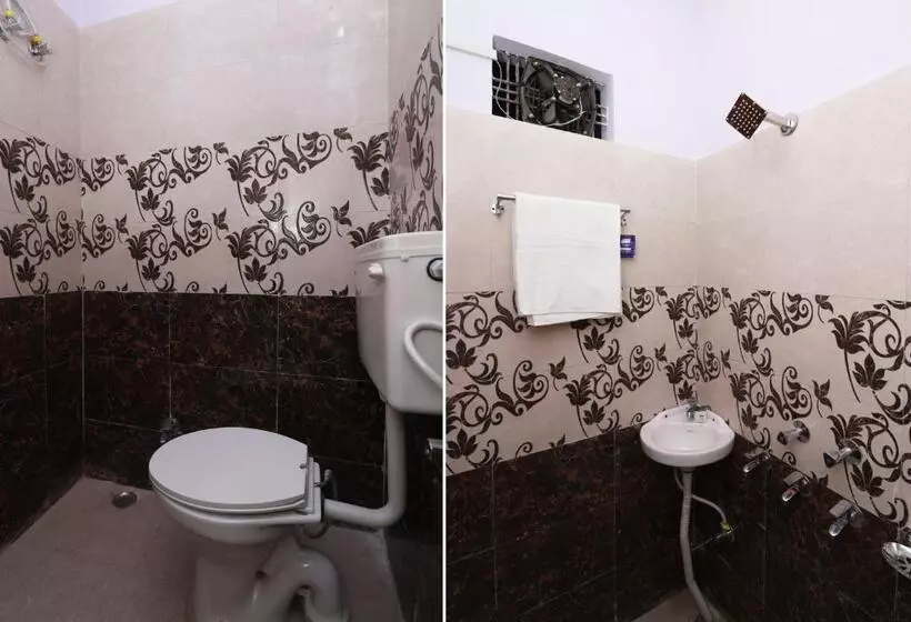 Hotelli Oyo 30897 Shri Shyam Lawn & Resort