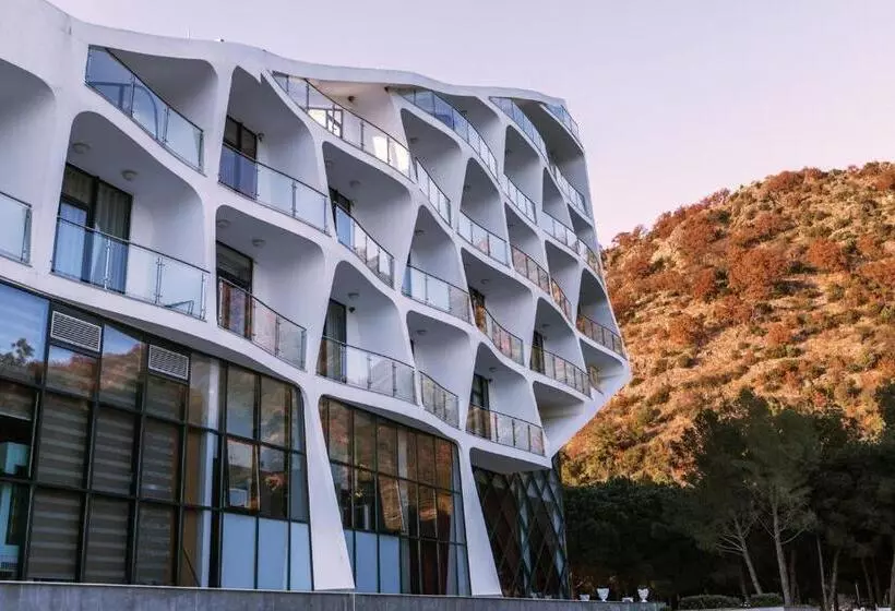 هتل Prince Adriatic Resort