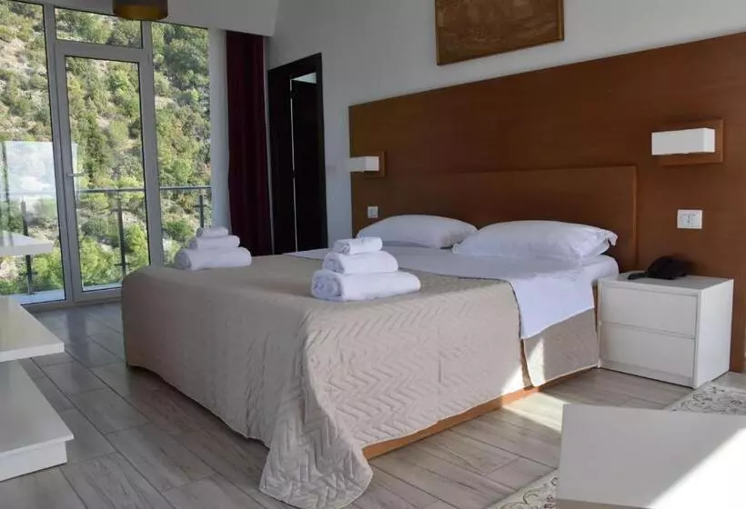 هتل Prince Adriatic Resort