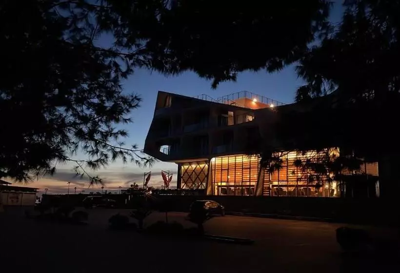 هتل Prince Adriatic Resort