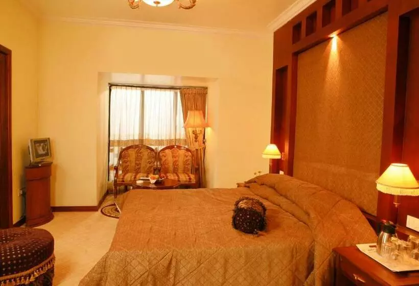 ホテル Regant Lake Palace