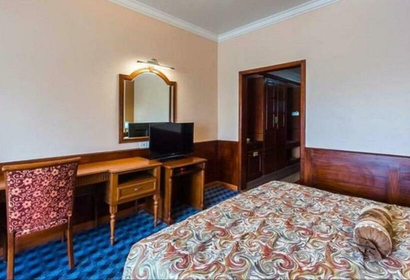 Hotel Regant Lake Palace