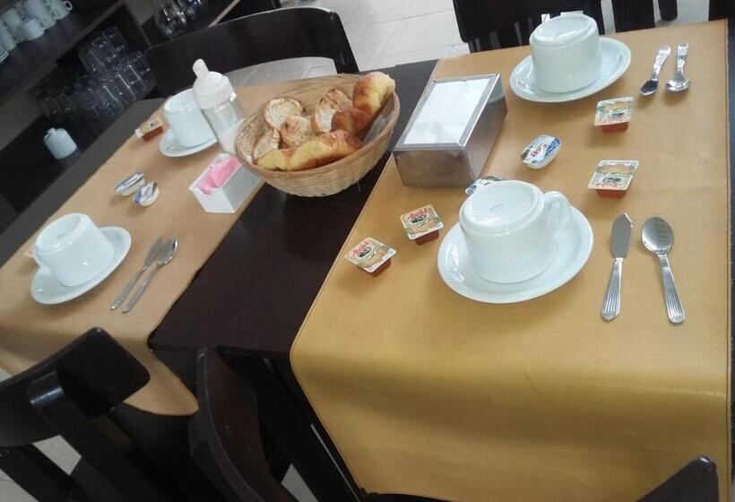 فندق Santa Elena