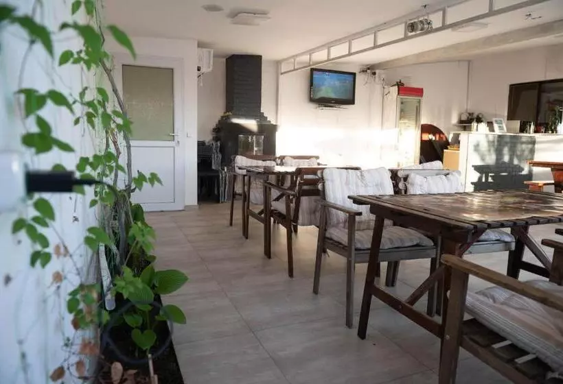 Majatalo Casa Dumitrescu