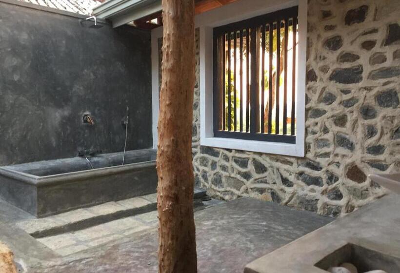 بنسيون Wija House Unawatuna