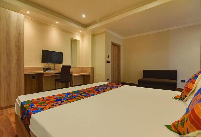 Fabhotel Clive Regency Lovelock   Nr Kolkata Airport