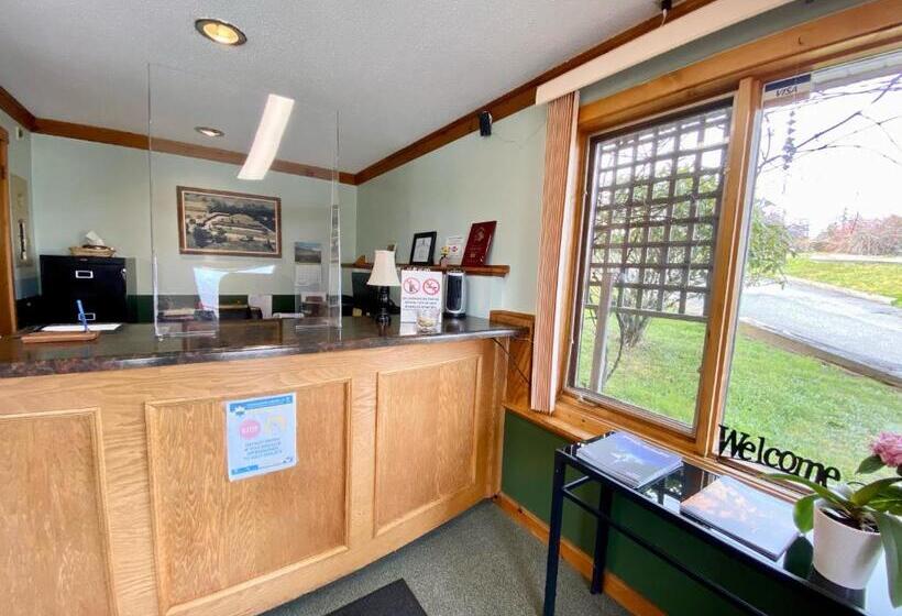 فندق على الطريق New Age Inn   Voyageur