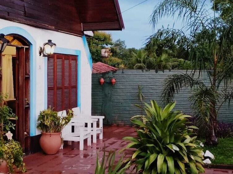 Casa Folks Iguazu B&b